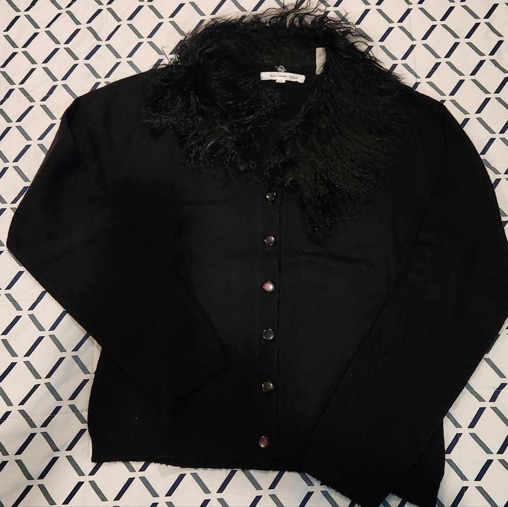 Ballinger Gold Vintage Black Sweater Fur Trim Detachable